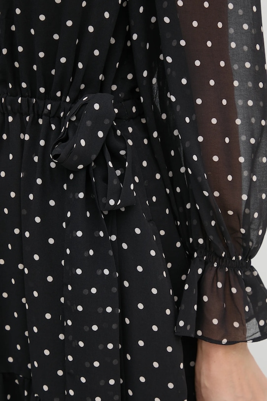 OUI ruha 90064 fekete