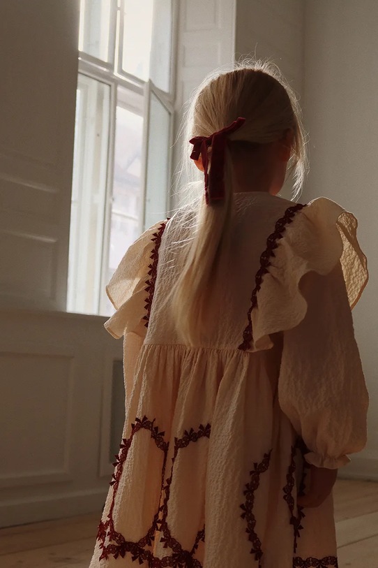 Dívčí šaty Konges Sløjd FEE DRESS GOTS mini béžová KS101973