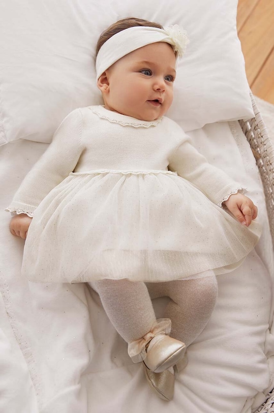 Φόρεμα μωρού Mayoral Newborn μακρύ μπεζ 2806.2L.Newborn.9BYH