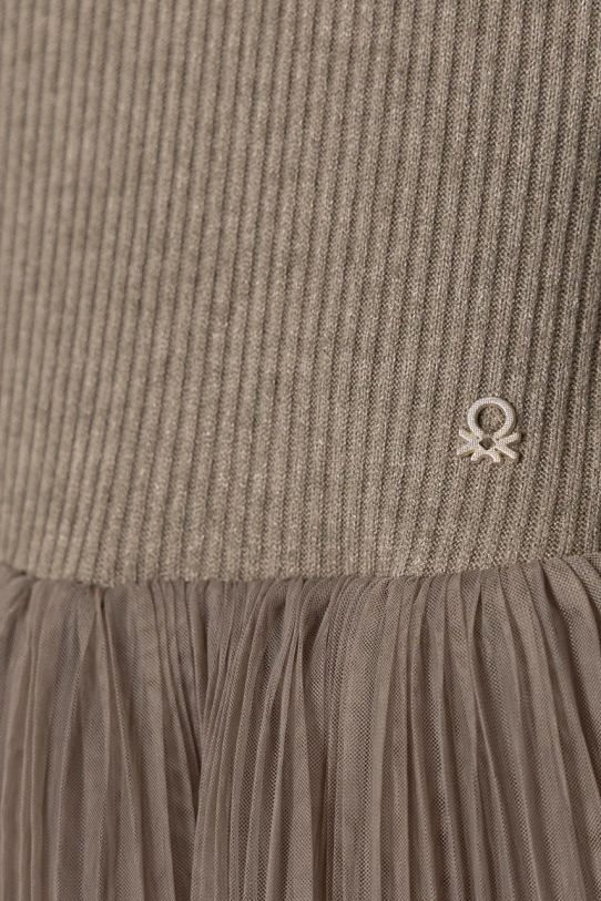 Дівчинка Дитяча сукня United Colors of Benetton 4TQFGV022.P.Seasonal сірий