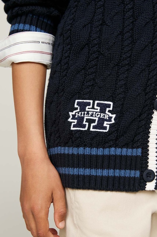 Dječaci Dječji kardigan Tommy Hilfiger KB0KB09072.9BYH.104.122 mornarsko plava