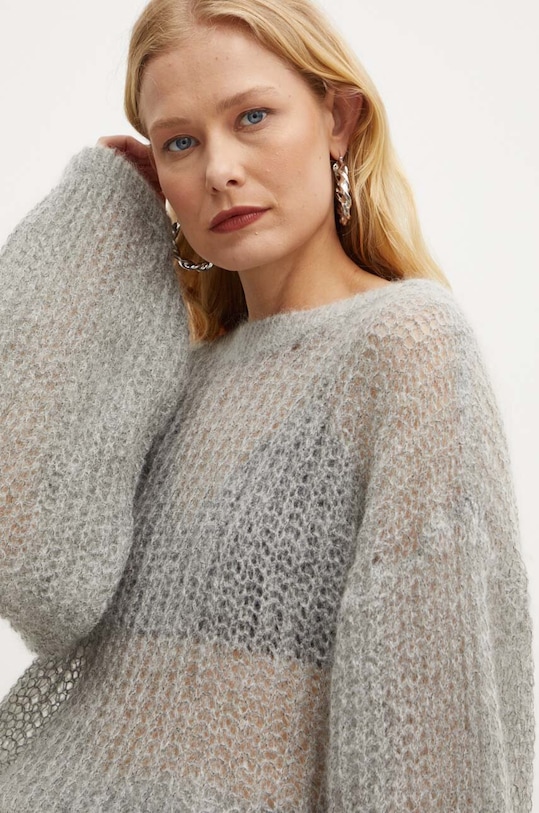 Vlnený sveter BOSS sivá 50518350