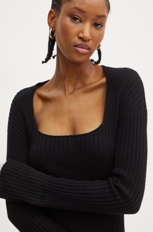 Pinko sweter wełniany czarny 104343.A278
