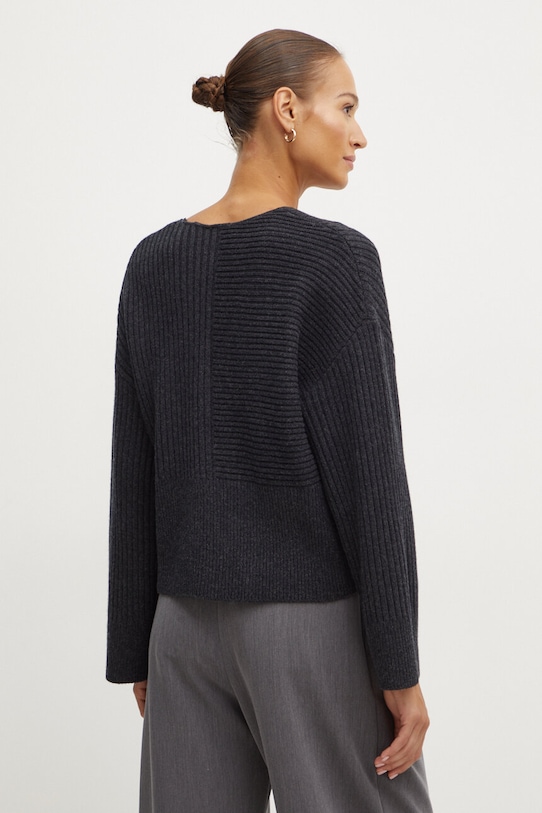Pinko sweter wełniany 104389.A27B