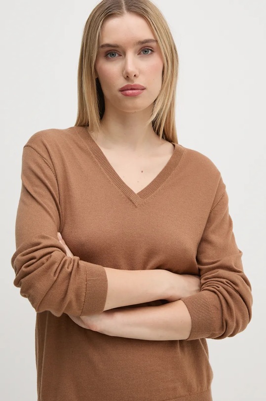 Vlněný svetr United Colors of Benetton hnědá 11AHD401L