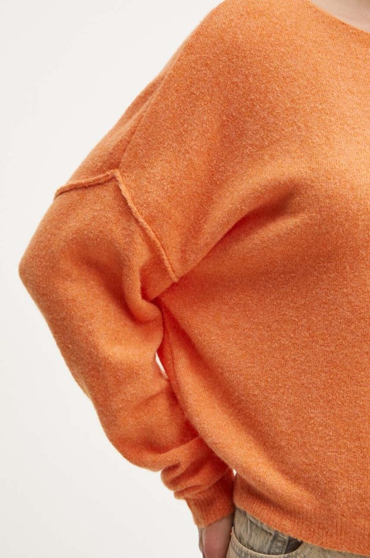 American Vintage sweter z domieszką wełny DAM225H24 pomarańczowy