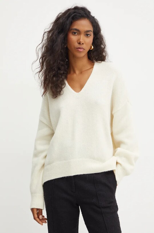 BOSS Orange sweter wełniany szpic beżowy 50528631