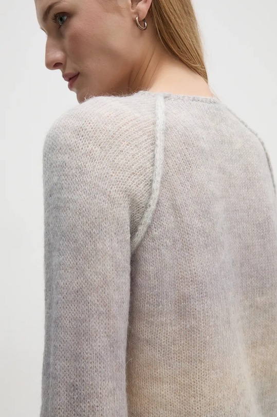 Sisley sweter z domieszką wełny 115AL4014 szary