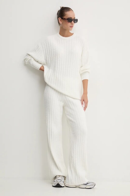 UGG sweter 1163151 beżowy AW24