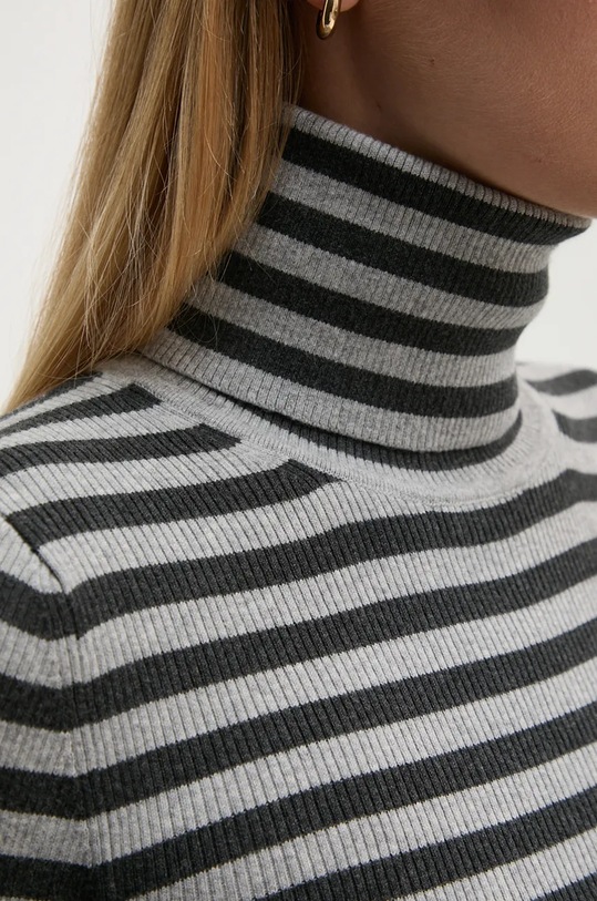 Calvin Klein Jeans sweter J20J224225 szary