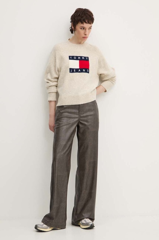 Tommy Jeans gyapjúkeverék pulóver DW0DW18681 bézs AW24