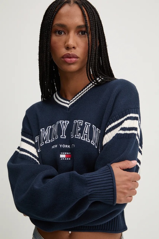 Bavlněný svetr Tommy Jeans V výstřih námořnická modř DW0DW18692