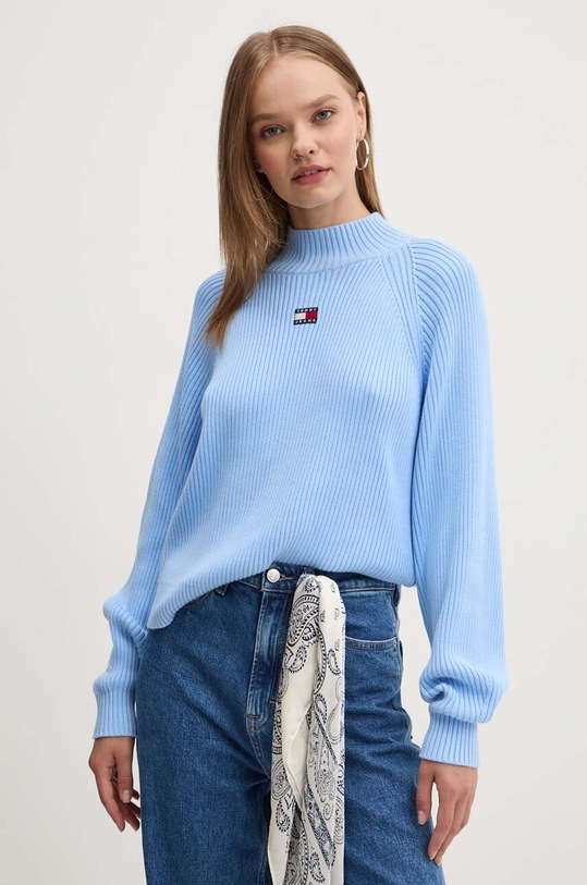 Bavlněný svetr Tommy Jeans nášivka modrá DW0DW19912