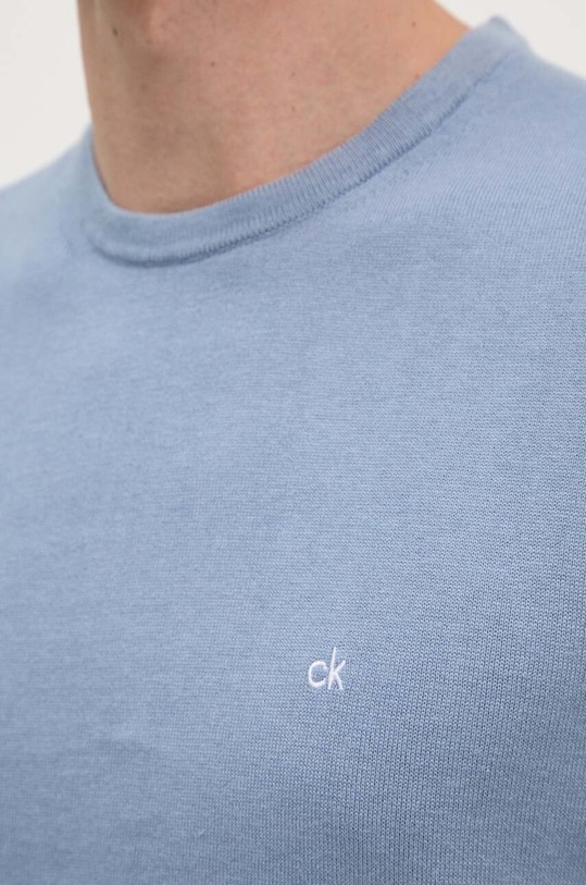 Calvin Klein sweter z domieszką jedwabiu K10K113549 niebieski