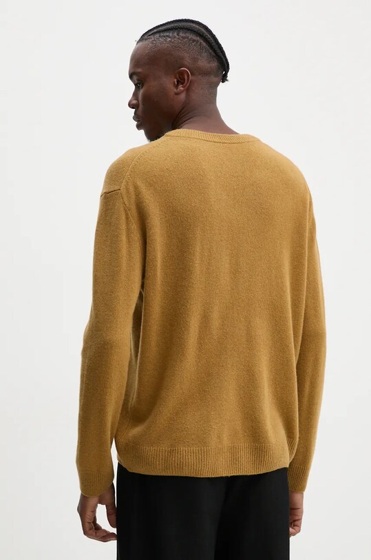 Odzież A.P.C. sweter wełniany pull dany WYAAD.M23380 żółty