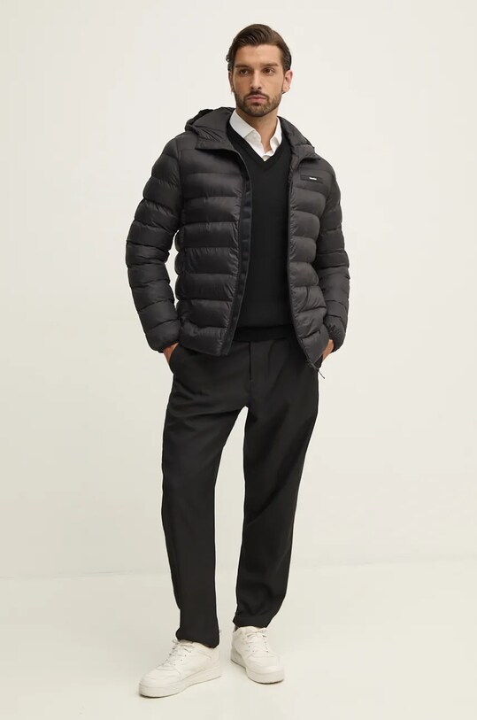 Svetr z hedvábné směsi Guess DAREN M4YR02.Z3052 černá AW24