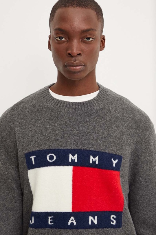 Tommy Jeans maglione in misto lana grigio DM0DM19442