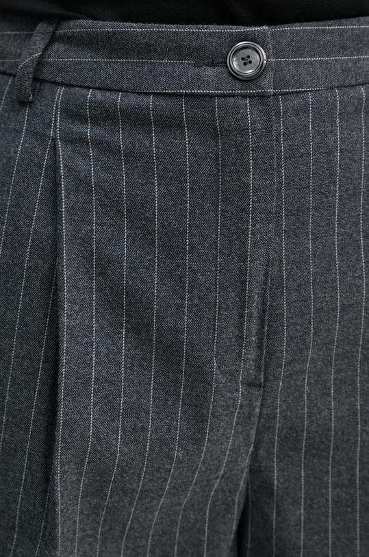 United Colors of Benetton szorty czarny 4KHSD901P