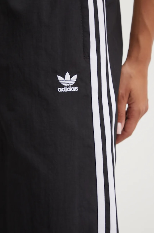 Kraťasy adidas Originals černá JM9288