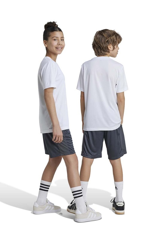 Παιδικό σορτς adidas J TR-ES SH IW0848 γκρί