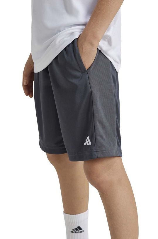 Παιδικό σορτς adidas J TR-ES SH IW0848