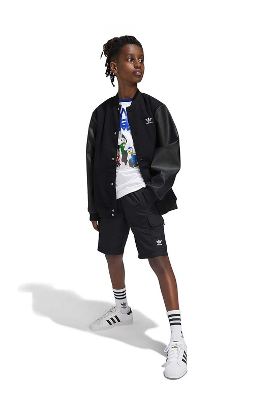 Παιδικό σορτς adidas Originals CARGO SHORTS IW3501