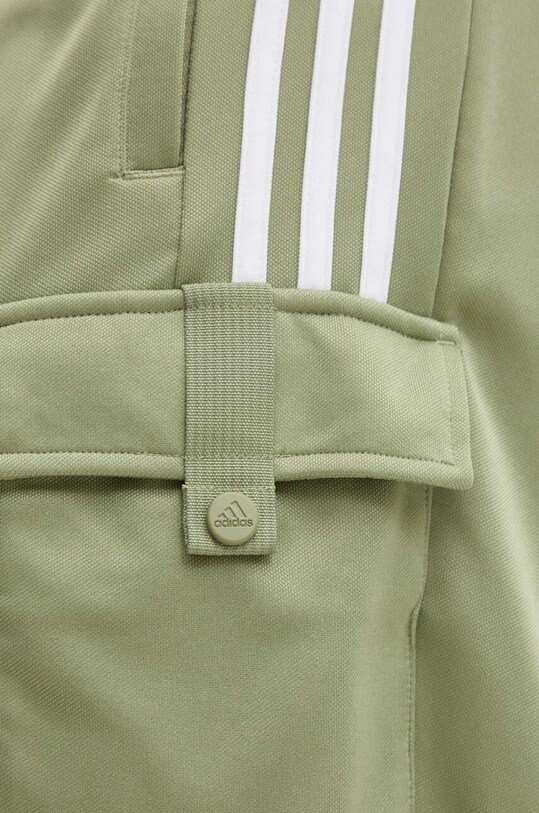 adidas pantaloni scurți de antrenament Tiro verde IW5991