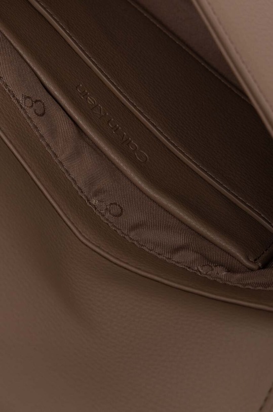 Сумочка Calvin Klein бежевий K60K612139