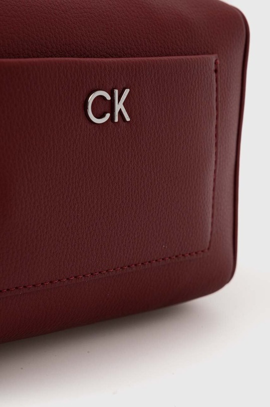 Kabelka Calvin Klein burgundské K60K612274