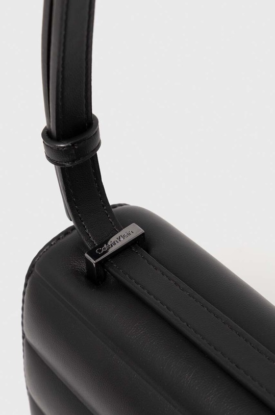Τσάντα Calvin Klein μαύρο K60K612639