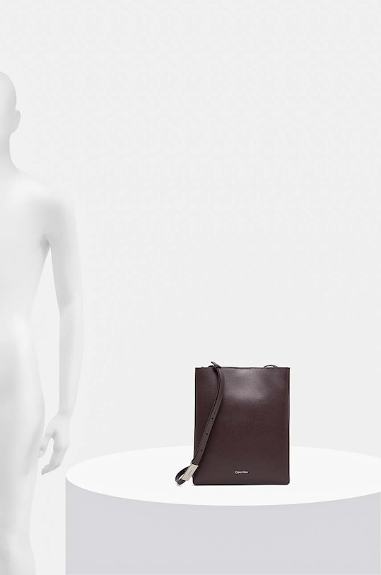 Kožená kabelka Calvin Klein K60K612649