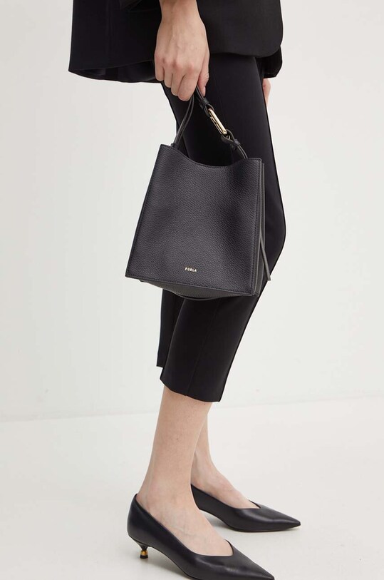 Кожаная сумочка Furla WB01373.HSF000.O6000