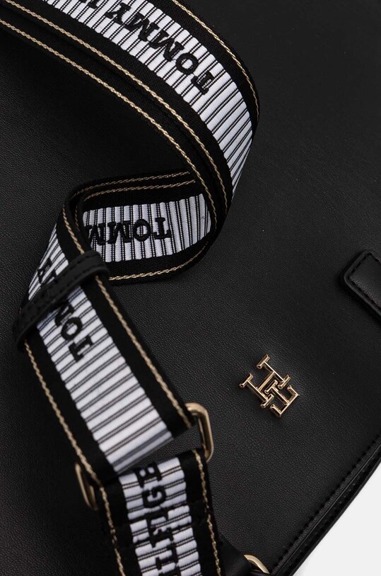 Τσάντα Tommy Hilfiger μαύρο AW0AW16681