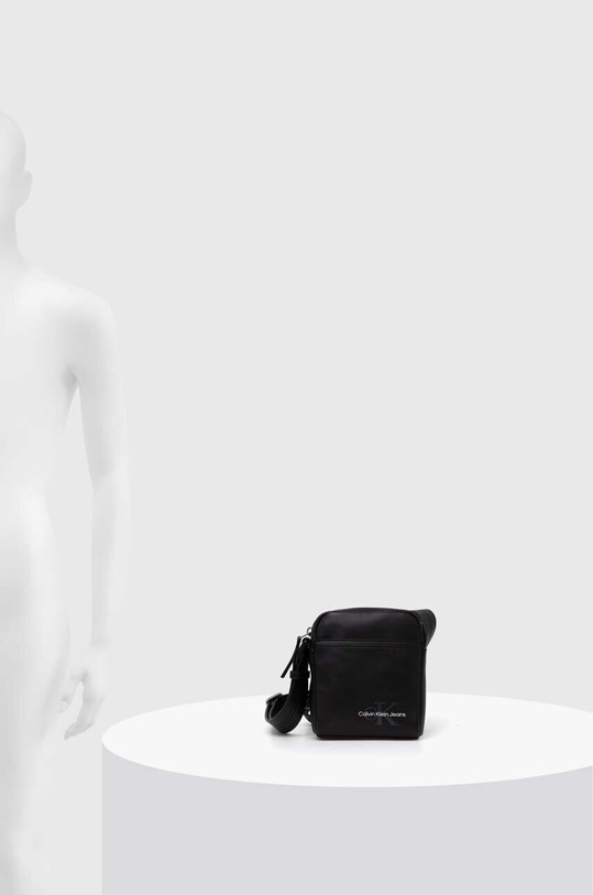 Чанта през рамо Calvin Klein Jeans K50K512032