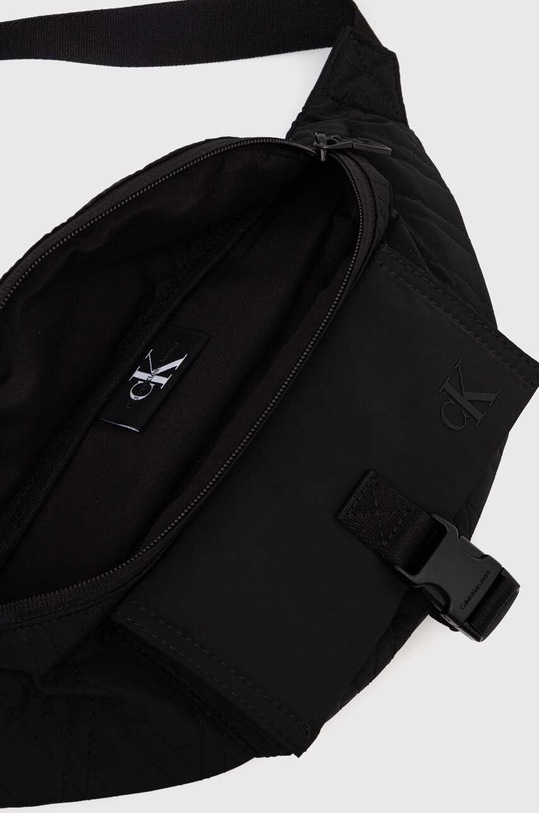 Сумка на пояс Calvin Klein Jeans чорний K50K512168