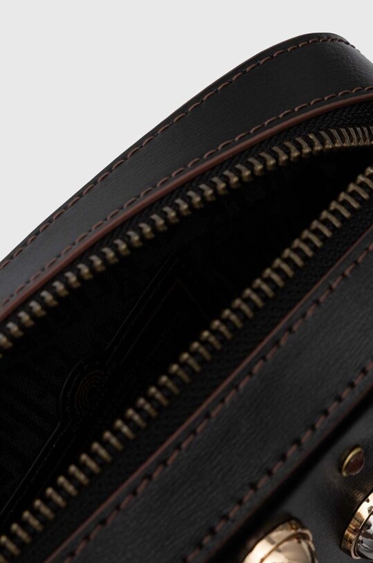 Кожаная сумочка Kurt Geiger London SHOREDITCH SM CAMERA STUD чёрный 2743900109