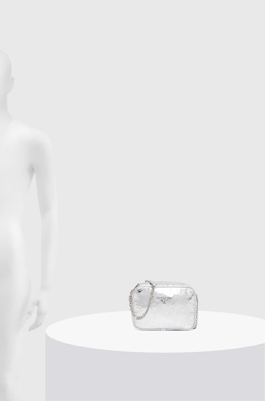 Kožená kabelka Patrizia Pepe 8B0071.L112 stříbrná