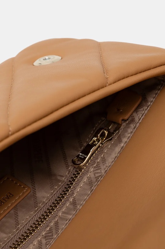 Шкіряна сумка Patrizia Pepe 8B0207.L006 бежевий