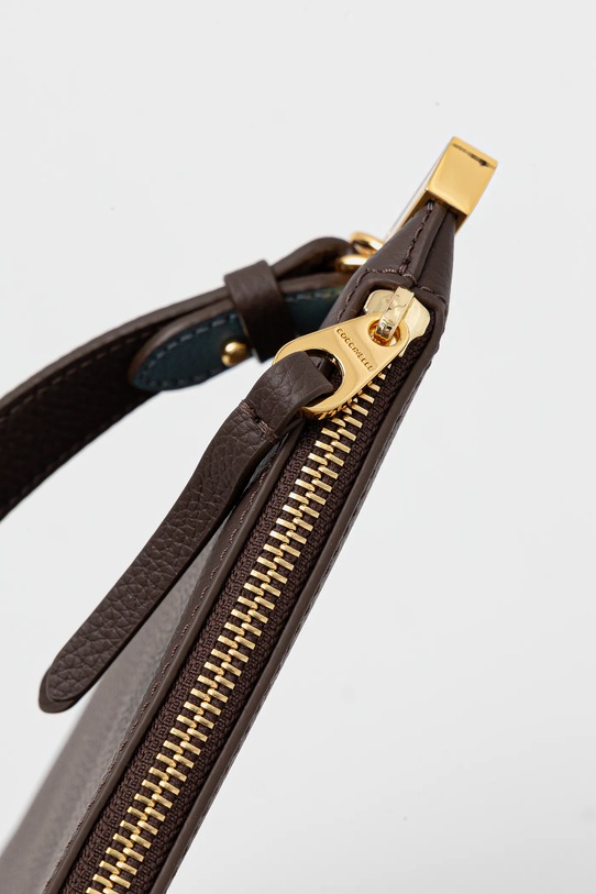 Kožená kabelka Coccinelle COCCINELLESUNUP E1.QKF.13.01.01 hnědá