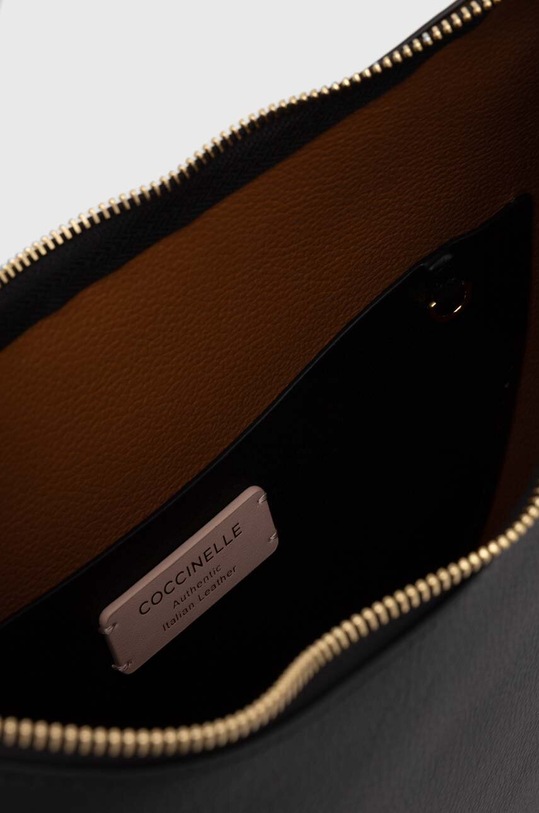 Usnjena torbica Coccinelle COCCINELLESUNUP E1.QKF.13.01.01 črna