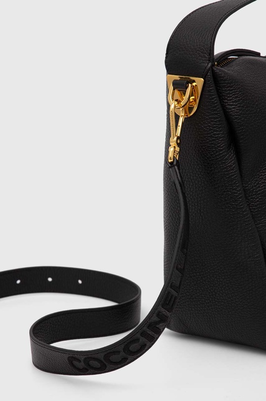 Coccinelle pasek do torebki skórzany EMBROIDERY LOGO E3.R55.68.01.01 czarny AW24