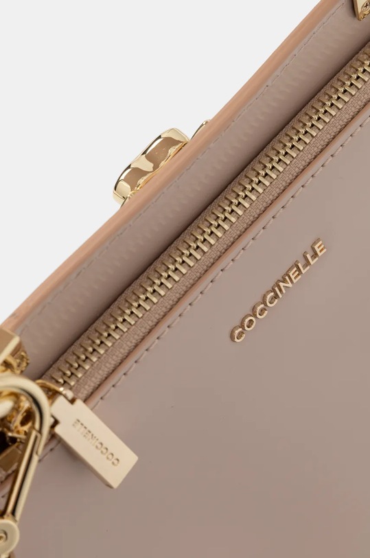 Kožená kabelka Coccinelle COCCINELLEBINXIE SHINY CA béžová E1.R8B.18.03.01