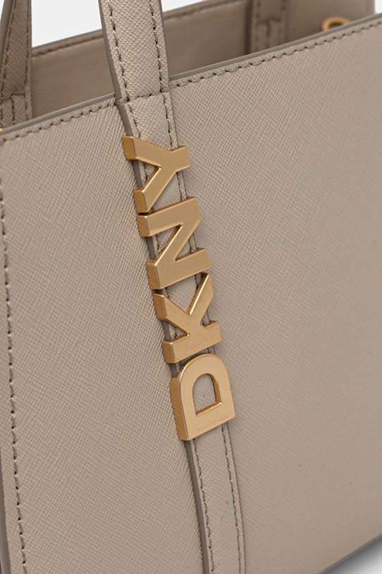 Doplňky DKNY crossbody kabelka dámská kožená R43EYG56 béžová