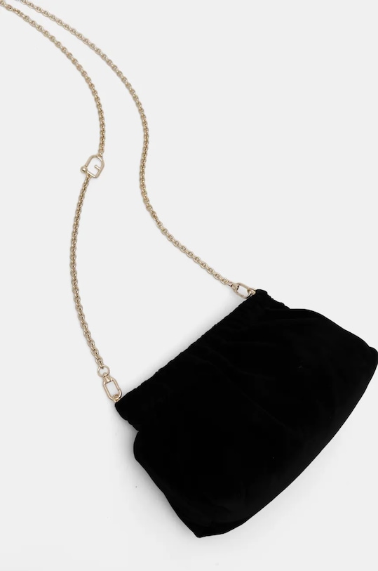 Psaníčko Furla černá WE00689.BX3356.O6000