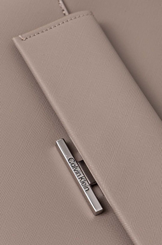 Kabelka Calvin Klein šedá K60K612556