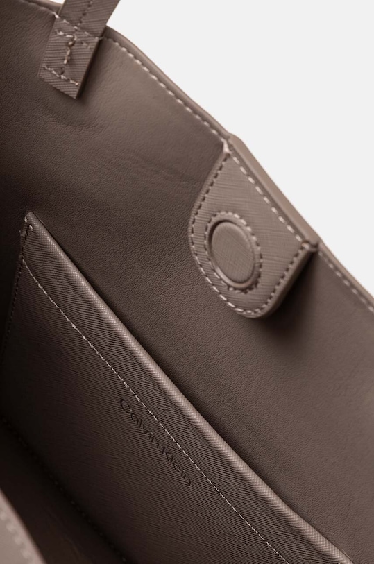 Kabelka Calvin Klein K60K612556 šedá