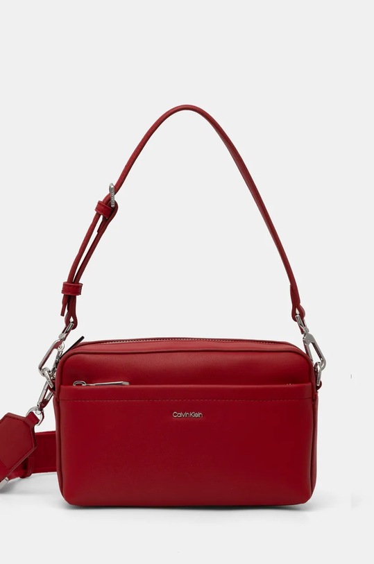 Torba Calvin Klein imitacija zrnate kože crvena K60K612901
