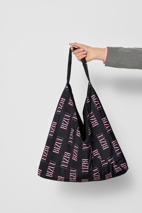 Сумочка Bizuu TRIQA TRIQA.CZARNY.AW24 чорний