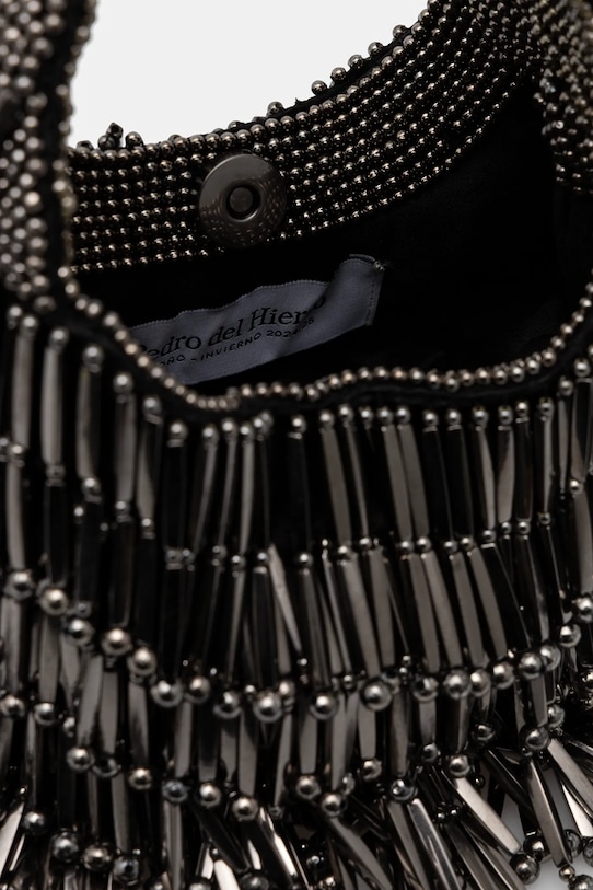 Pedro del Hierro poseta 1118546 argintiu