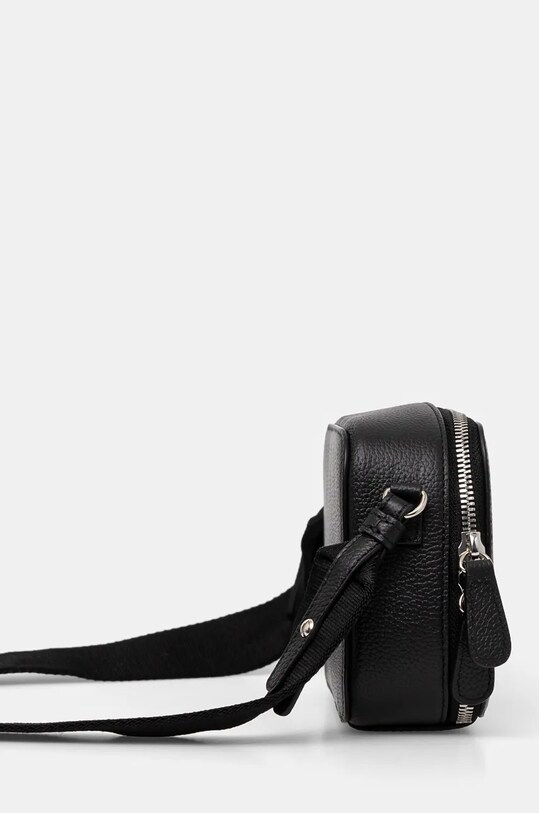 Шкіряна сумка A.P.C. camera bag soho PXBLH.M61695 чорний AW24